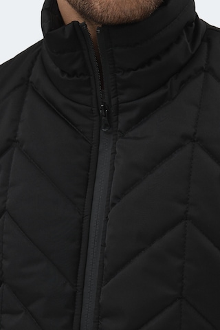 Slazenger Beast Erkek Dik Yaka Fermuarlı Siyah Mont & Kaban Siyah