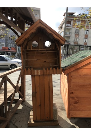 Ahşap Ayaklı Kuş Evi
