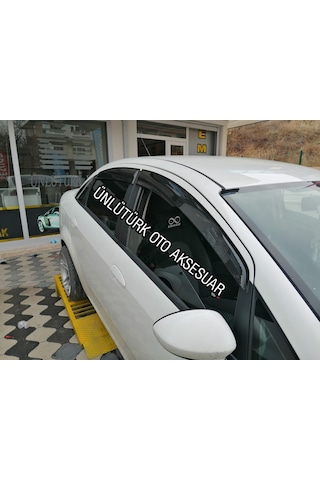 OtoÇizgi Fiat Linea Cam Rüzgarlığı 2006-2018 Arası Mugen 4.Lü Parlak Siyah OtoÇizgi
