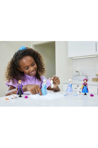 Disney Prenses Karlar Ükesi Color Reveal Renk Değiştiren Prenses Bebekler HMB83