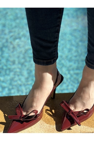 Nostra Shoes Mia Fiyonklu Rugan Kadın Topuklu Ayakkabı Siyah