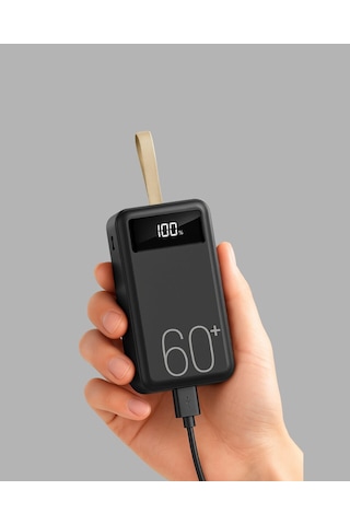 Seyahat Ve Kamp İçin Portatif Güç Kaynağı Powerbank Açık