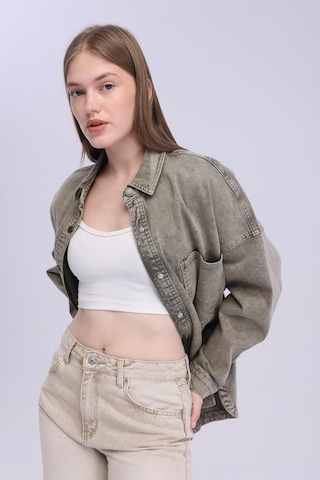 Selectmoda Kadın Çift Cepli Çıtçıt Kapamalı Oversize Kot Gömlek haki