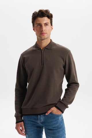 AR-MA Arma Erkek Selanik Kumaş Polo Yaka Yarım Fermuarlı Regular Fit Sweatshirt Kazak K30554697902 Kahverengi