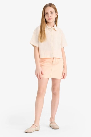 DeFacto Kız Çocuk Cropped Fit Pamuklu Sırt Baskılı Kısa Kollu Gömlek E4258A825SMBG132