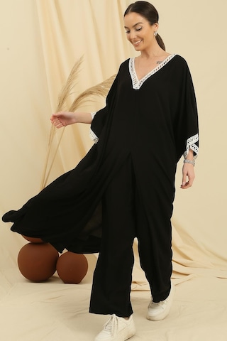 By Saygı Dantel Detaylı Cepli Uzun Tunik Beli Lastikli Pantolon Oversize 2'li Viskon Takım-35780-siyah Siyah
