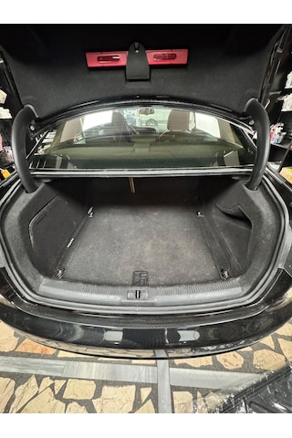 Audi A4 Sedan Bagaj Havuzu 2008-2015 Yılları Arası Uyumlu