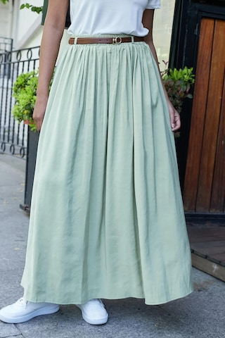 Kadın İpeksi Dokulu Modal Kumaş Cepli Beli Lastikli Bilek Boy Uzun Etek Deri Kemer Dahil -yağ Yeşili Yağ Yeşili