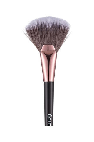 Flormar Yelpaze Uçlu Düz Aydınlatıcı Fırçası - Fan Brush - 011 - 8690604597765
