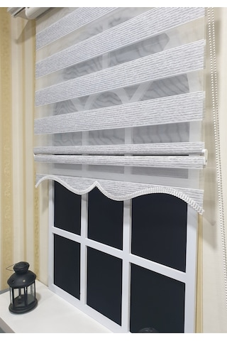 Zebra Stor Perde Siyah Çizgli Etek Dilimli Stb851 V 01