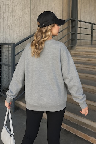 Fashion Friends Oversize Bisiklet Yaka Nakışlı Sweatshirt Gri Melanj