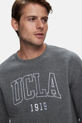 Ucla Sandhıll Koyu Gri Bisiklet Yaka Nakışlı Loose Fit Erkek Sweatshirt Siyah
