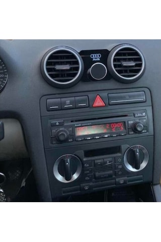 Audi A3 8P(2004-2012) Halka Logolu Mıknatıslı Telefon Tutucu