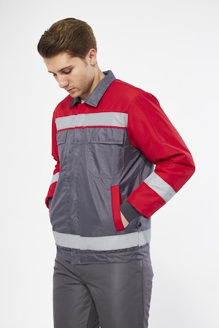 Mervem Kırmızı Robalı Gri Soğuk Hava Montu Su Ve Rüzgar Geçirmez