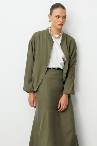 Mizalle Modal Karışımlı Haki Oversize Bomber Ceket Haki