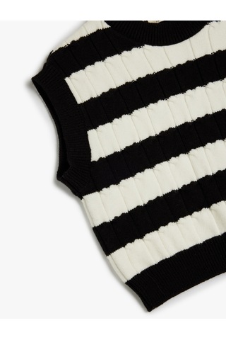 Koton Çizgili Slim Fit Bisiklet Yaka Crop Süveter Ekru Çizgili 5wkg90109at Ekru Çizgili Ekru