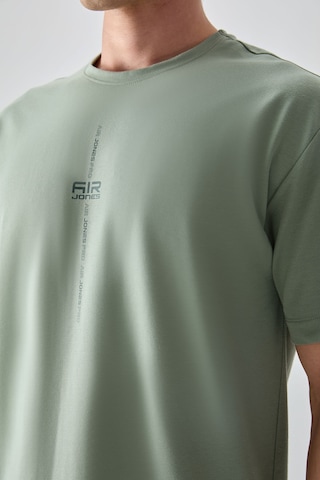 Air Jones Tommy Life Açık Yeşil Pamuklu Kalın Yumuşak Dokulu Oversize Fit Baskılı Erkek T-shirt - 88373 CAMEL