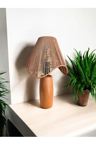 Hasır El Yapımı Bohem Asimetrik Şekilli Ahşap Ayaklı Rustik Abajur - Kahverengi Kahverengi