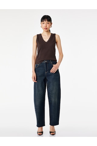 Koton Pamuklu Slim Fit Dantel Detaylı Fitilli Kolsuz V Yaka Bluz Kahverengi 6sak10386ek Kahve