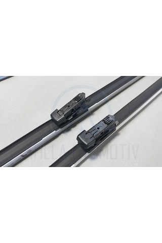 MERCEDES BENZ A SERİSİ W176 ÖN SİLECEK SETİ 600mm / 475mm Bosch
