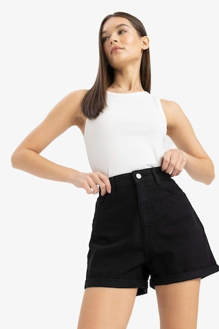 DeFacto Mom Fit Yüksek Bel Duble Paça Jean Şort E0926AX25SMNM40 Siyah