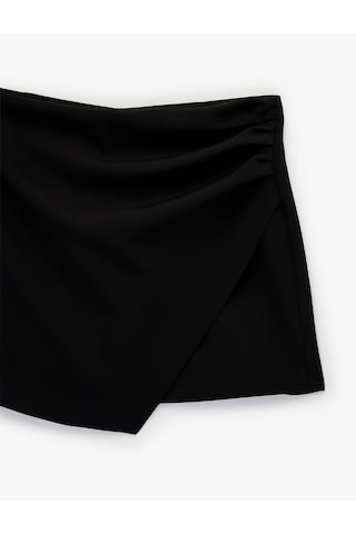 Koton Drape Detaylı Kruvaze Mini Şort Etek Siyah 6sak70095pw Siyah