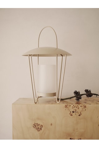 Ferm Living Abri Feneri, Paslanmaz Çelik Ve Cam Tasarım, Rüzgar Korumalı Kubbe Lambalar Beyaz