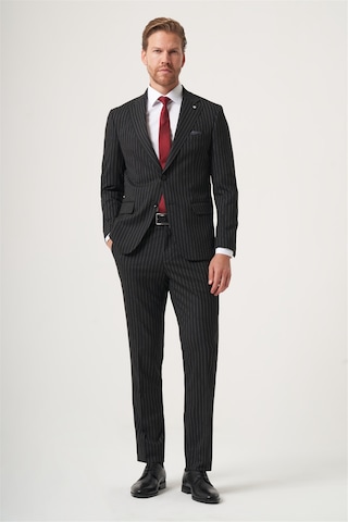 İmza Siyah Mono Yaka Çizgili 6 Drop Slim Fit Tam Astar Esnek Takım Elbise 1001260149