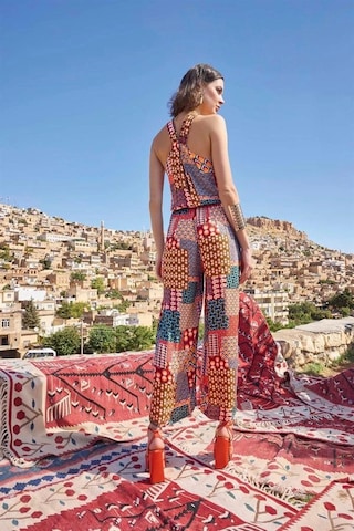 Amora Secret Etnik Desenli Saten Tulum Renkli Geometrik