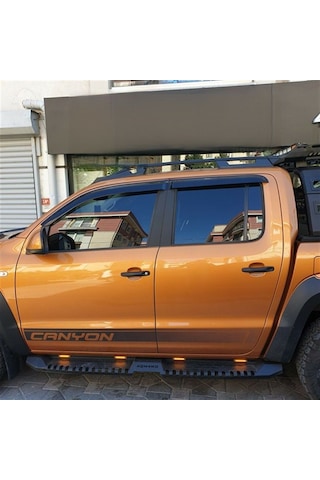 Toyota Hilux Yan Basamak (AQM-S32)