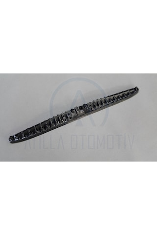 Volkswagen Bora 1999-2005 Cam Önü Havalandirma Izgarasi 345582532