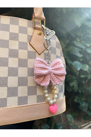 Maıson De Mode Coquette El Örmesi Pembe Fiyonklu İnci Detaylı Çanta Charm Beyaz - Pembe