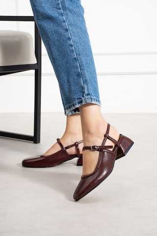 Shoetek Beatta Kadın Topuklu Bilekten Bantlı Kalın Topuklu Babet Bordo Deri Bordo