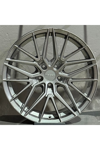 5 114,3 19 8.5-9.5 Et35-40 Ch73.1 Ön Arka Titanium Arceo Sevilla