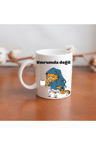 Umrumda Değil Tasarımlı Hediye Kupa Bardak Renk