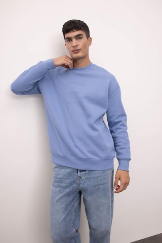 Defacto Boxy Fit Bisiklet Yaka Baskılı Sweatshirt X8282AZ24AUBE797 Mavi