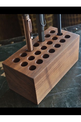 Masif Ceviz Ağacı Koleksiyonluk Kalem Standı