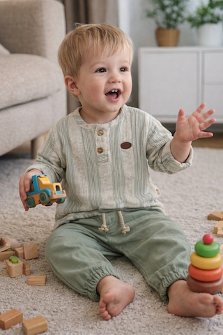 Babyhola Bayramlık Erkek Bebek İkili Takım Katlanabilir Kollu Müslin Üst Ve Pantolon Set 2218 Yeşil