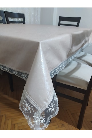 Masa Örtüsü Pvc Dantel Kenar Çiçek Motif