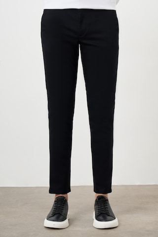 Morven Erkek Siyah Yazlık Pileli Slim Fit Chino Pantolon Siyah