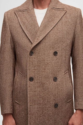 D's Damat Ds Damat Regular Fit Kahverengi Balıksırtı Kruvaze Palto 3hf0832200151 Kahverengi