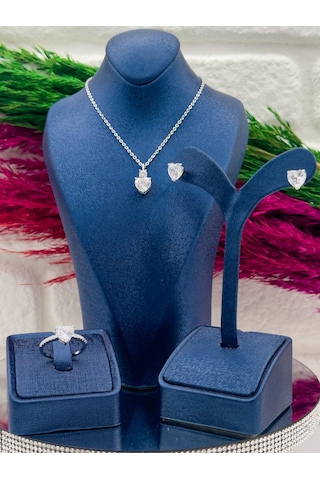 925 Ayar Gümüş Kalpli Zirkon Taşlı 3 Lü Zarif Kadın Takı Seti Gümüş