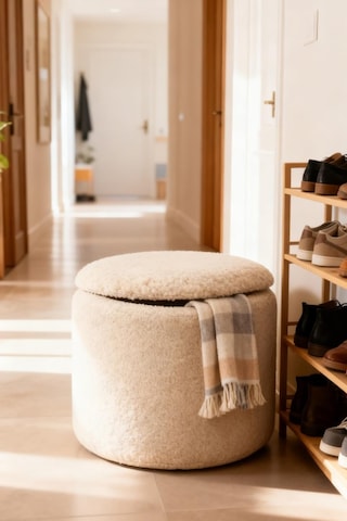 Sandıklı Peluş Puf 40x40x42 Cm Dekoratif Oturma Pufu Makyaj Masası Taburesi Çok Renkli