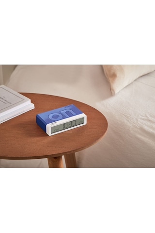 Lexon X Pantone Flip Klasik Şarj Edilebilir Alarm Saat Mavi