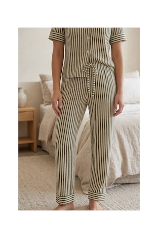 Fit Women Yeşil Çizgili 4 Düğmeli Kısa Kollu Pijama Takımı 4583