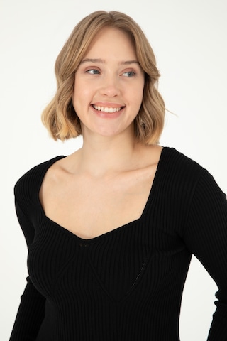 U.S. Polo Assn. Kadın Siyah V Yaka Kazak 50293163-VR046