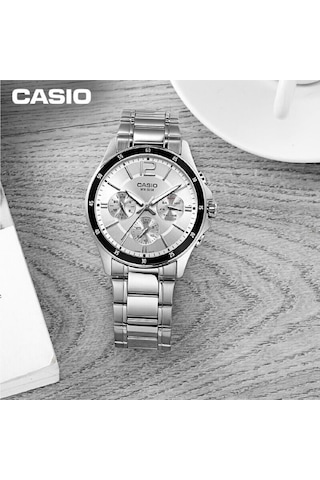 Casio MTP-1374D-7AVDF Erkek Kol Saati
