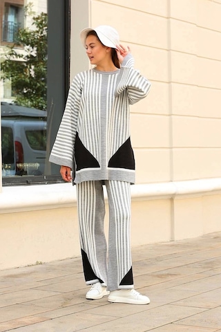 Çizgili Bisiklet Yaka Triko Takım Gri Gri