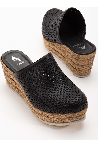 Analin Shoes Kadın Hakiki Deri Burnu Kapalı Dolgu Topuk Terlik Siyah
