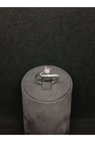 Zarif Pembe Tek Taşlı Kadın Gümüş Yüzük Şıklığı Ve Zarafeti Bir Arada" Gümüş